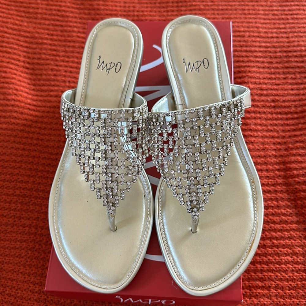 New Impo pearlized stones sandal flip flop wedge gold 7.5